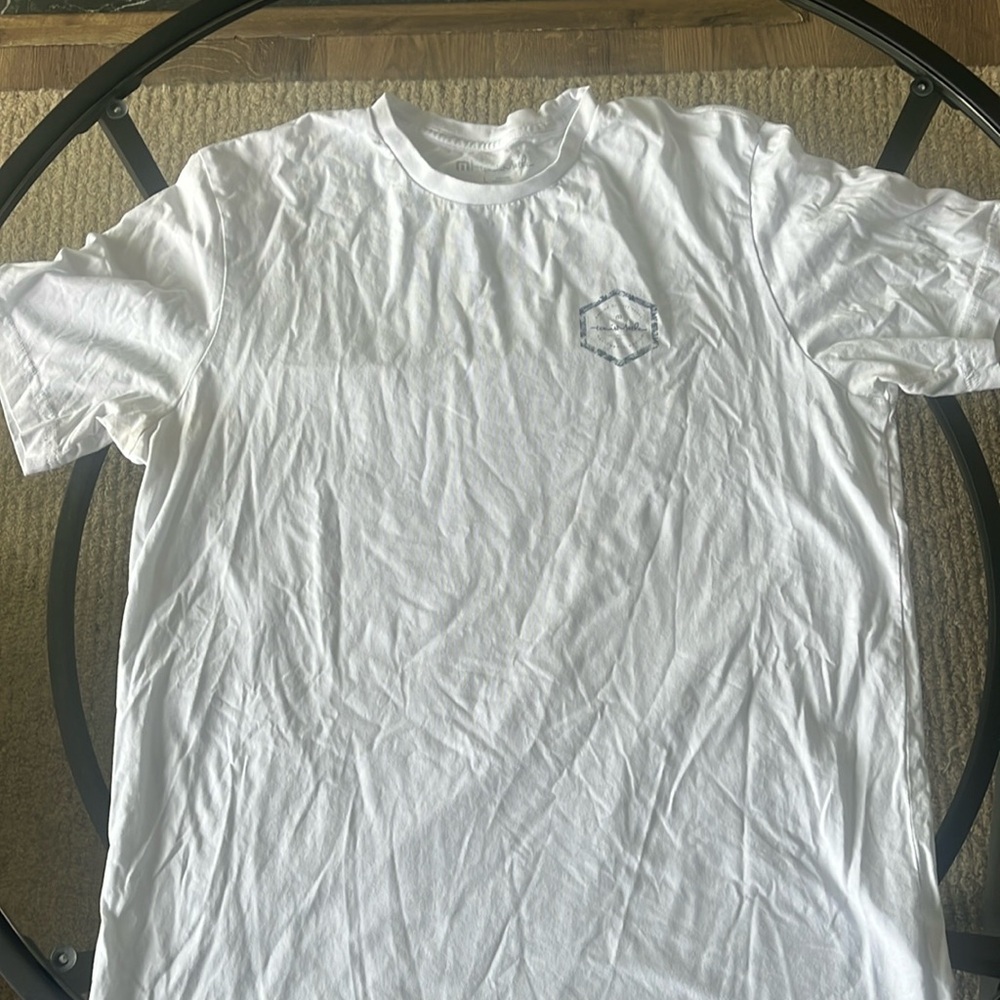 Travis Matthew Large Tshirt